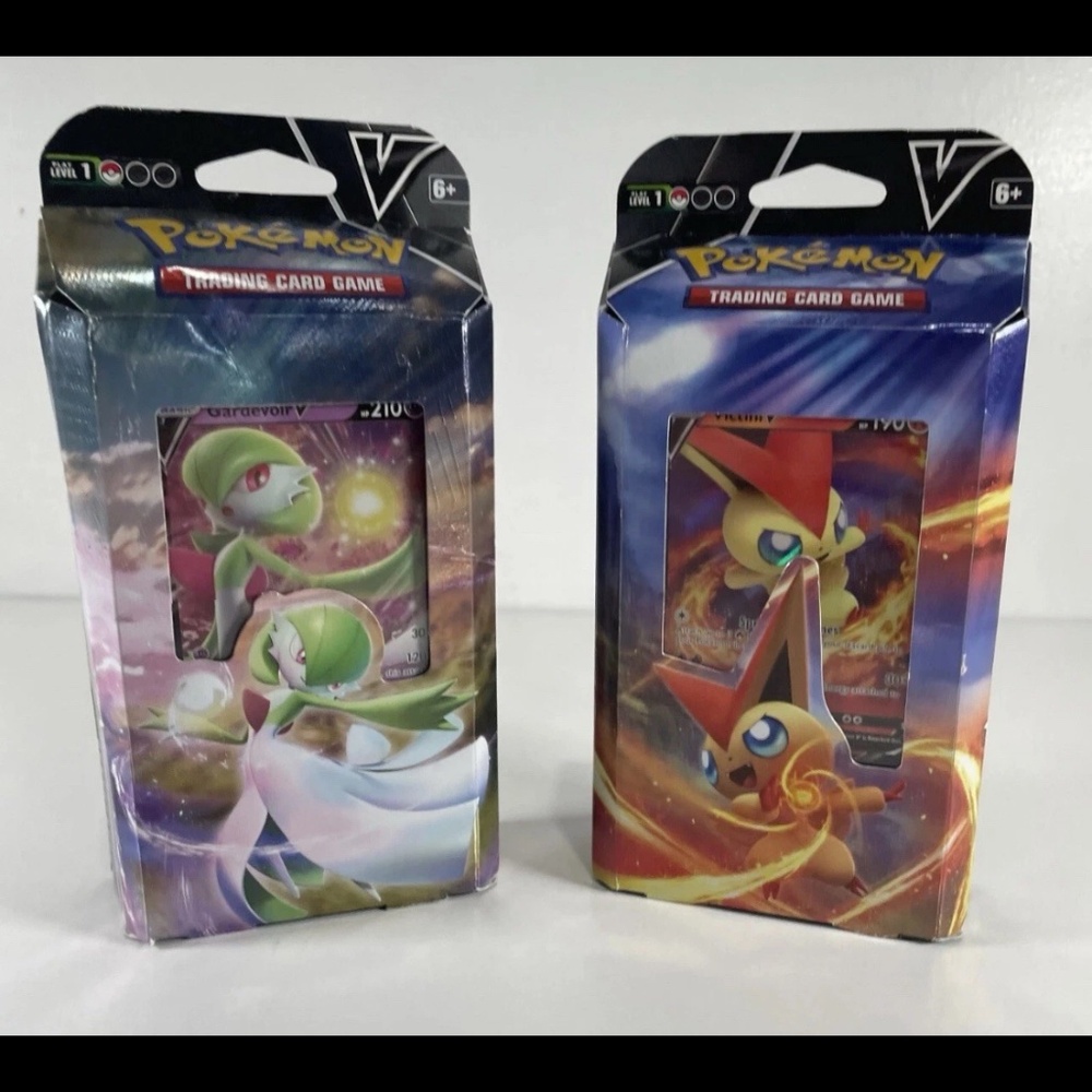 Victini vs Gardevoir Double Deck Card Bundle